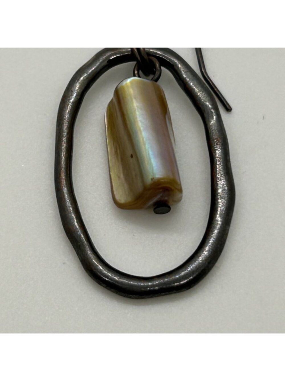 Handmade Silver Tone Earrings Mother Of Pearl Abalone Shell Oval Frame Dangle - Picture 5 of 10